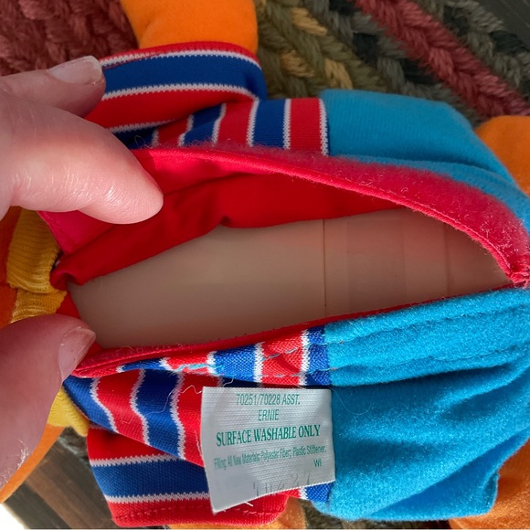 Tyco Wiggle, Giggle, Talking Ernie - Picture 6 of 7